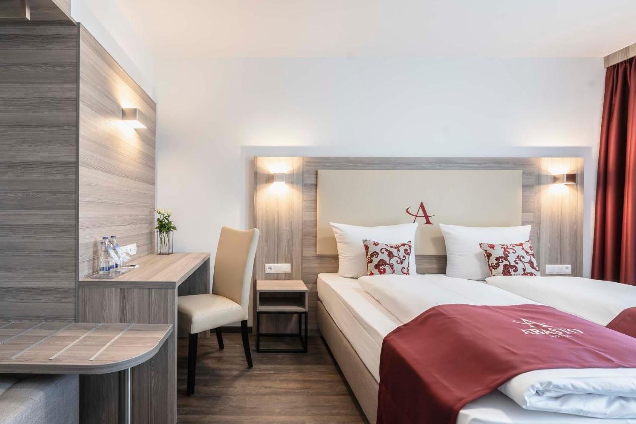 Abasto Hotel Muenchen Feldmoching 外观 照片